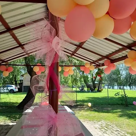 Kamenjar, Vikendica Za Sve Proslave I Drugo