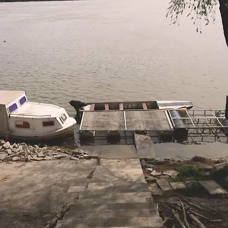 Feriehus Kamenjar, Vikendica Za Sve Proslave I Drugo Novi Sad