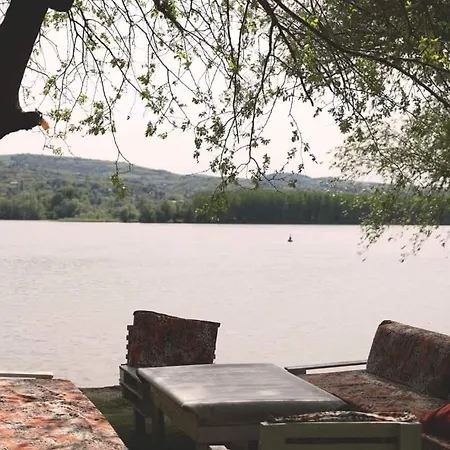 Kamenjar, Vikendica Za Sve Proslave I Drugo Feriehus Novi Sad