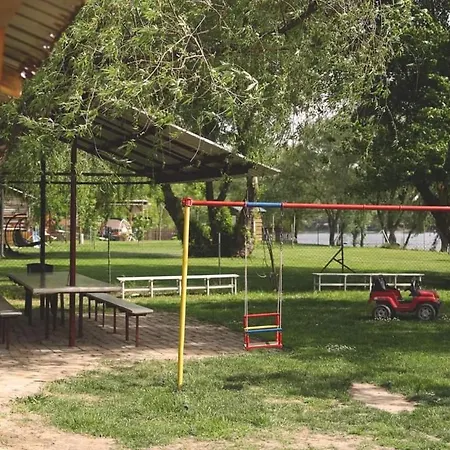 Kamenjar, Vikendica Za Sve Proslave I Drugo Feriehus Novi Sad